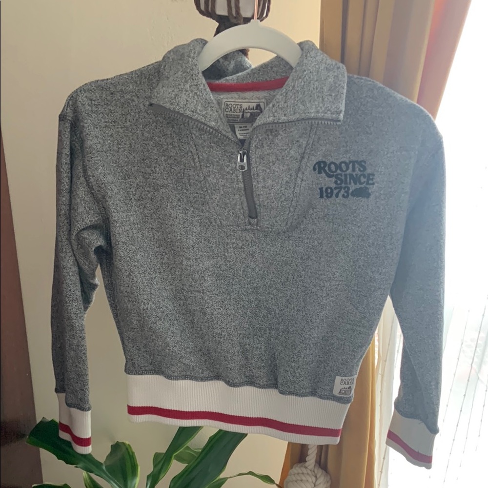 Roots Girls size medium (7-8) Gray and Red Quarter-Zip Sweatshirt